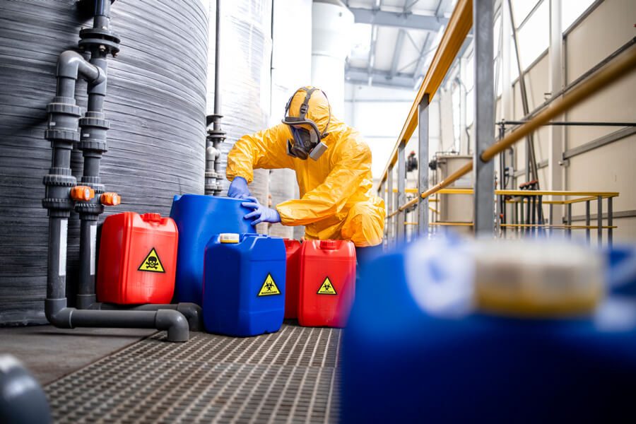 Estratégias Eficazes para Prevenção de Acidentes no Trabalho com Substâncias Químicas